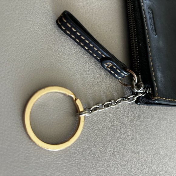 Coach Keychain card wallet - Black Leather - Picture 6 of 7